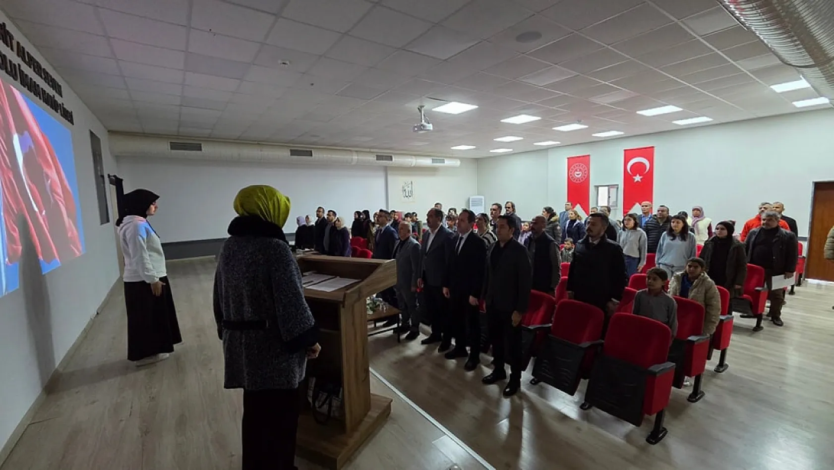 Seydikemer'de İstiklal Marşı'nı güzel okuma yarışması