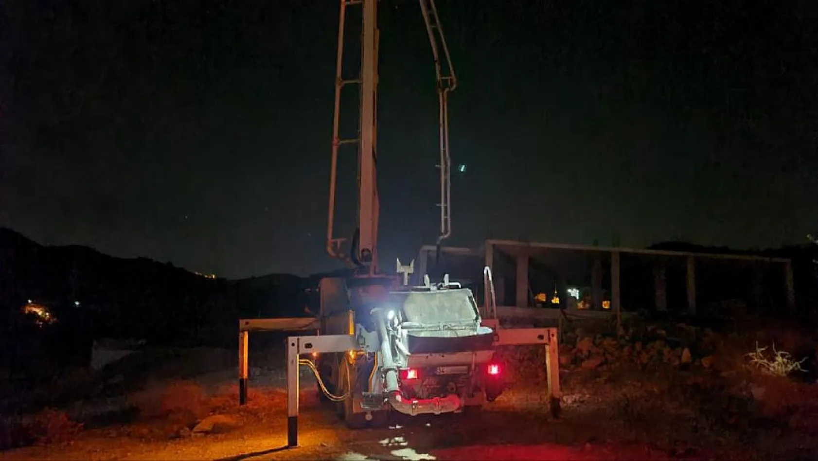 Kaçak inşaatlara ceza uygulandı
