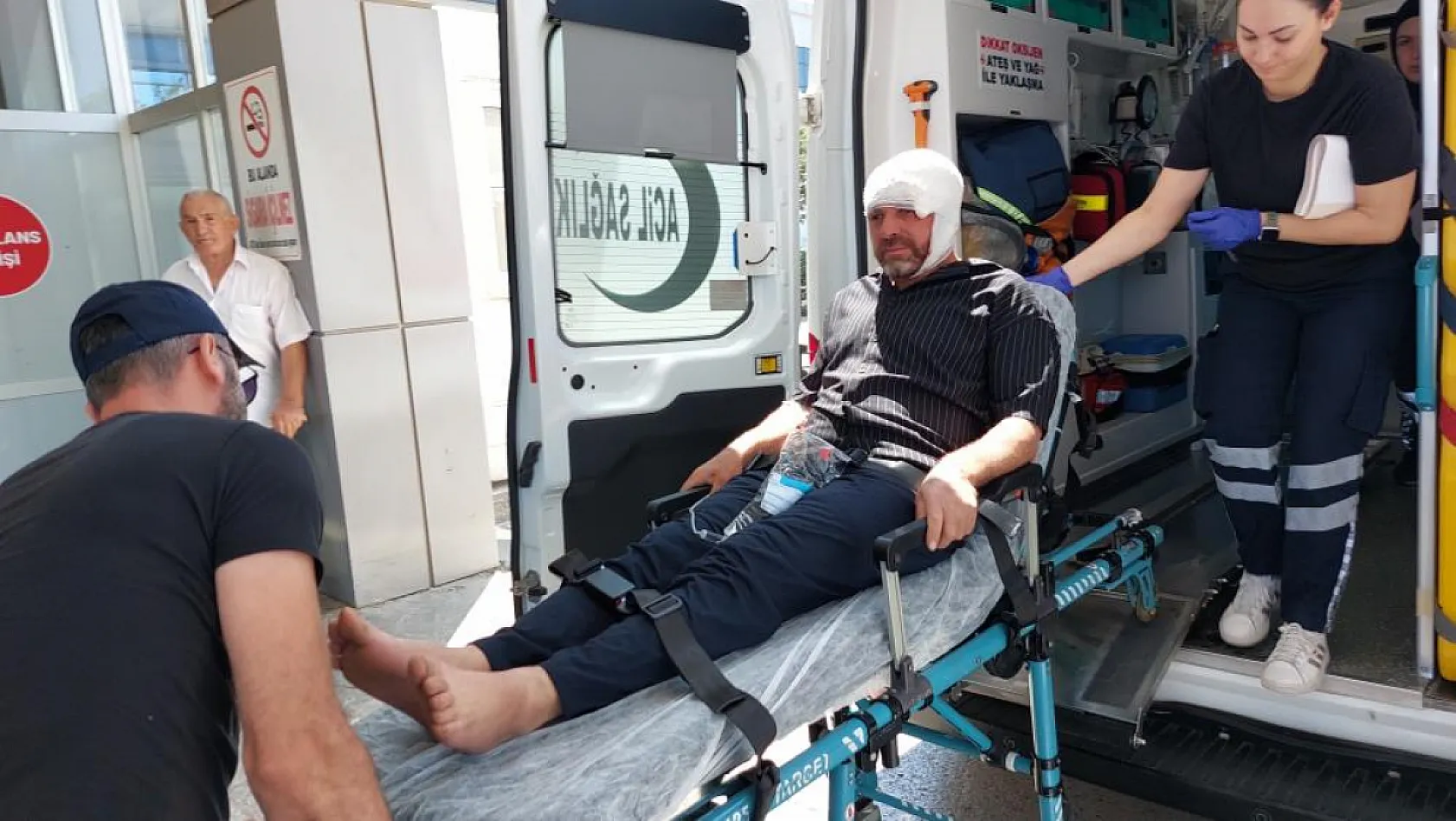 Kafasına harç makinesinin demiri çarpan şahsın yardımına ambulans helikopter yetişti