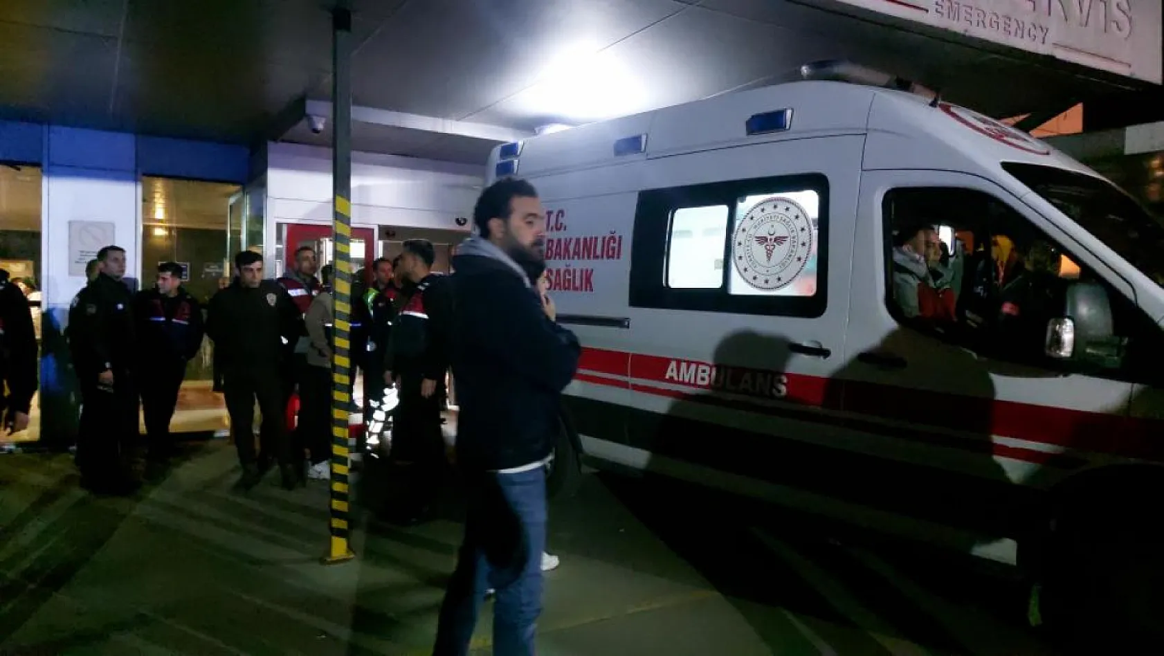 Kendisine kurşun yağdıran kayınpederini bıçaklayarak öldürdü