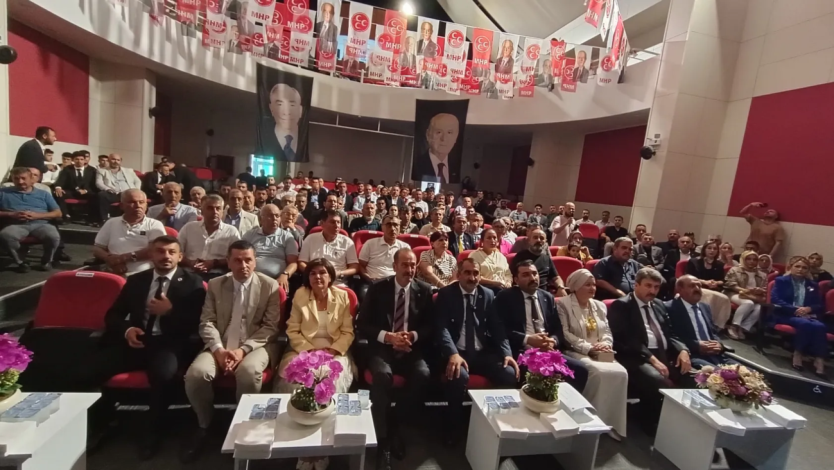MHP Fethiye Kongresinde Seçim Heyecanı