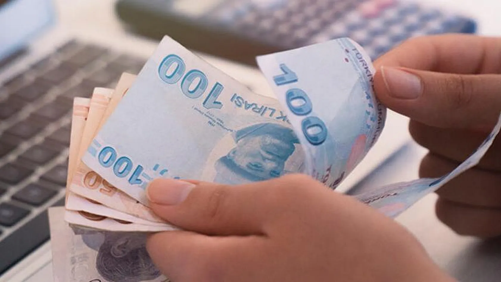 Asgari Ücret 4 Bin 250 TL