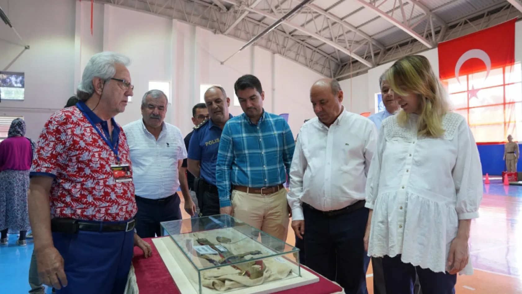 Başkan Otgöz, Çanakkale 1915 savaş malzemeleri müzesini ziyaret etti