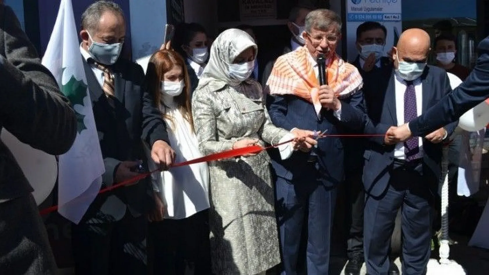 Davutoğlu, Fethiye İlçe binası açılışını gerçekleştirdi