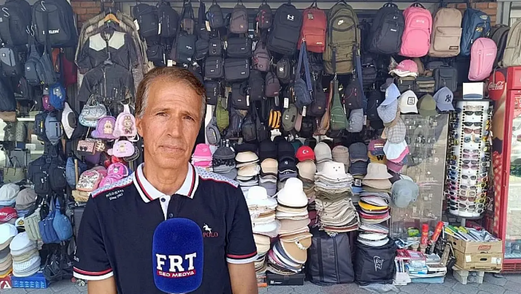 Fethiye'de 30 Yıldır Şapka Satıyor: 'Yazın Şapka Kullanmak Sağlık İçin Önemli'