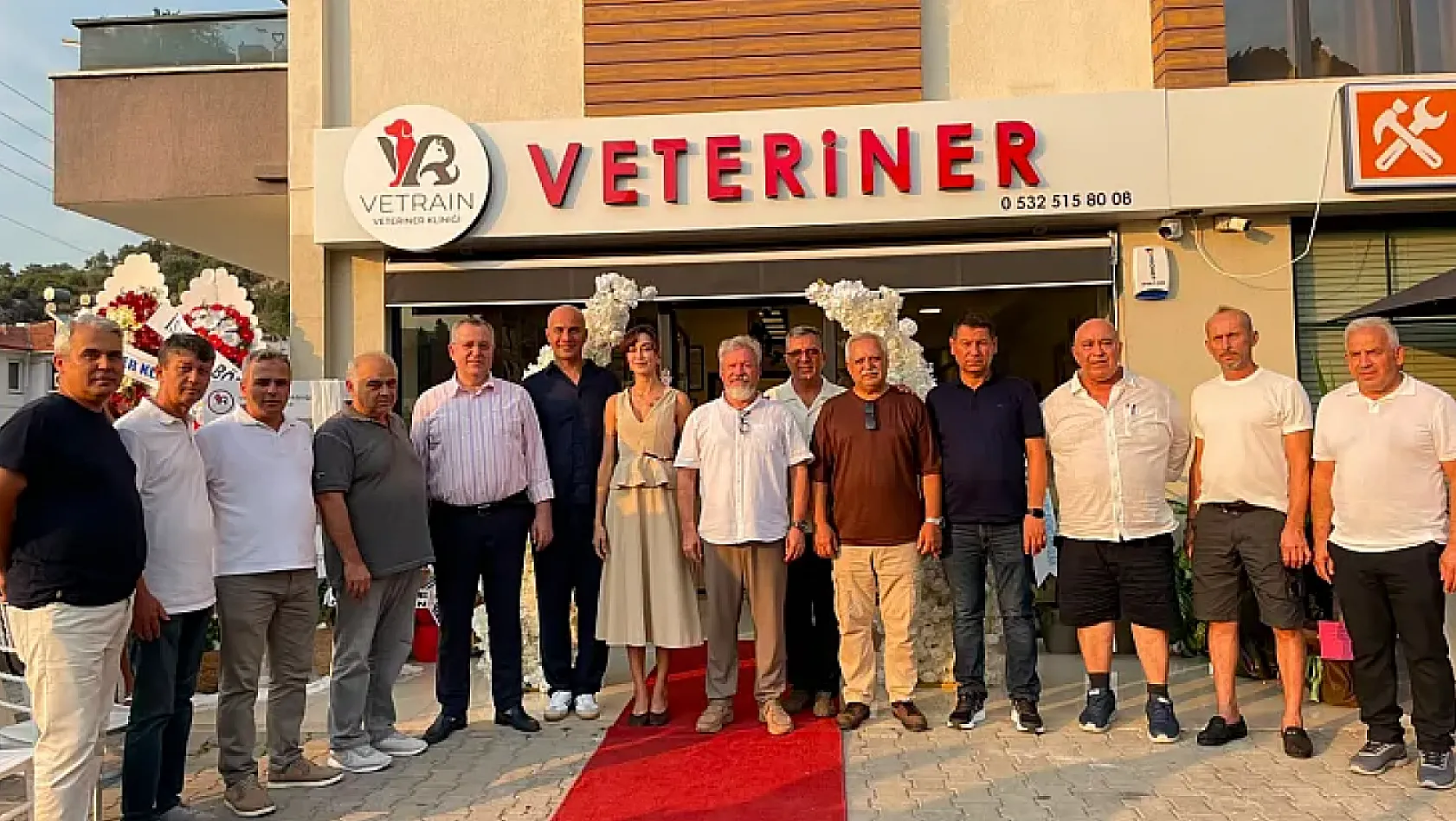 Fethiye'de Vetrain Veteriner Kliniği düzenlenen törenle hizmete açıldı