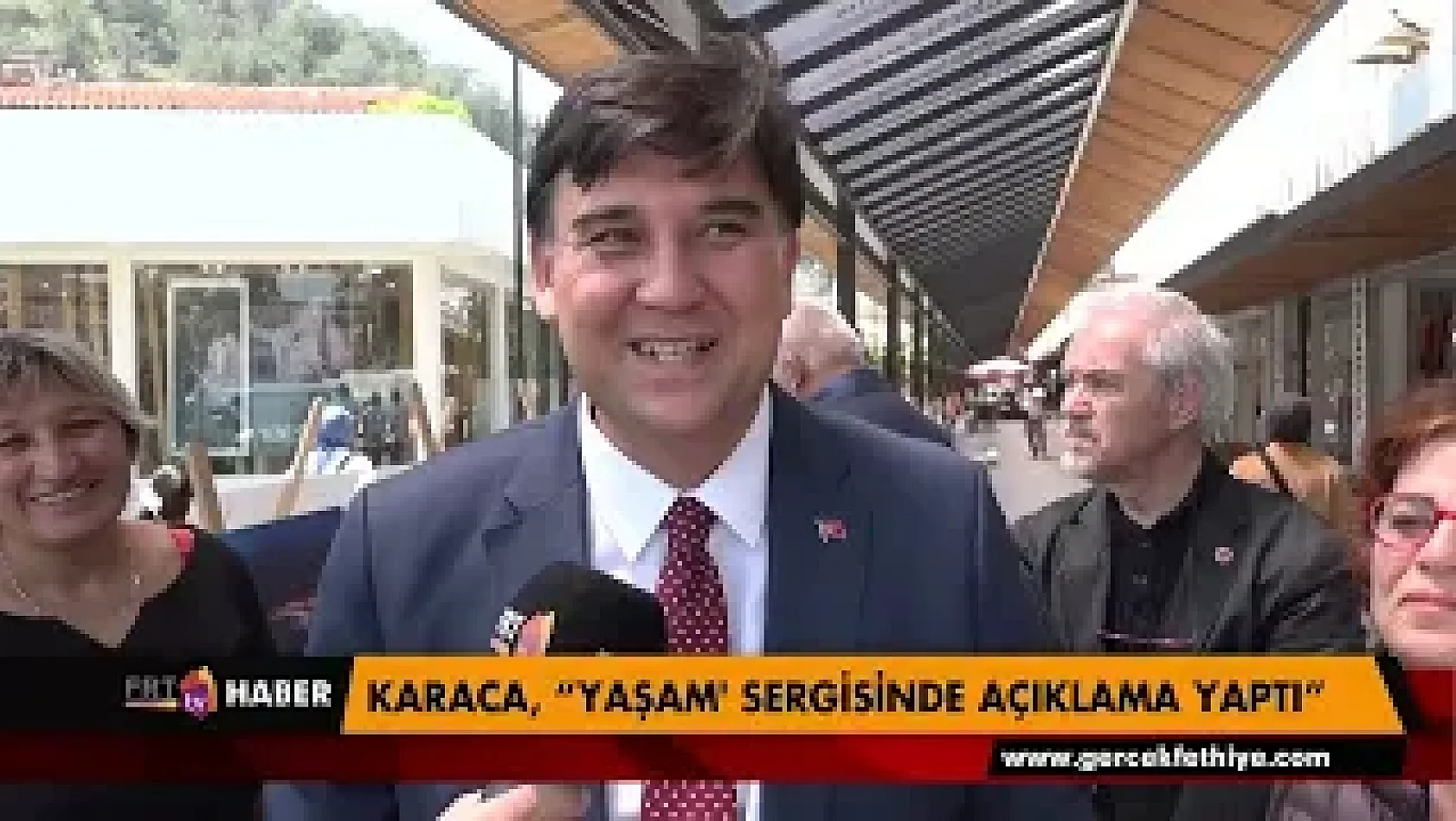 Karaca,  'Yaşam' Sergisinde açıklama yaptı