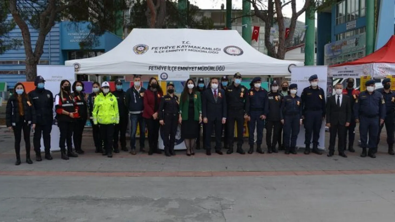 Kaymakamdan Emniyet standına ziyaret