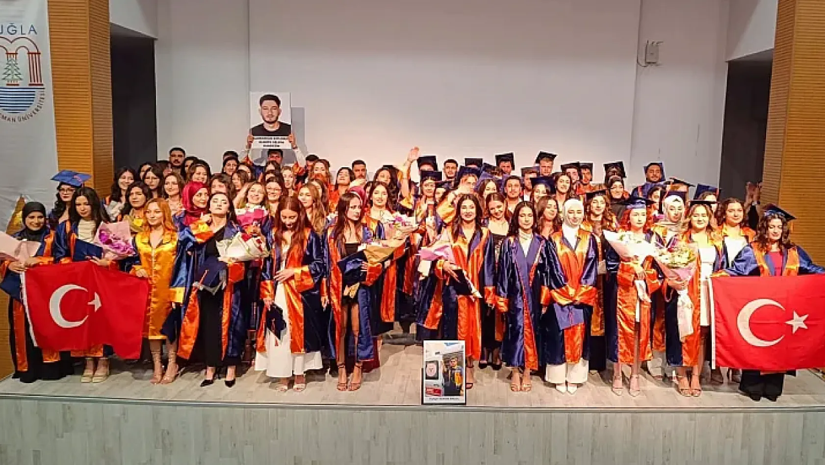 Saniyelerle yarışacaklar, hayatlara dokunacaklar: Fethiye'de mezuniyet coşkusu