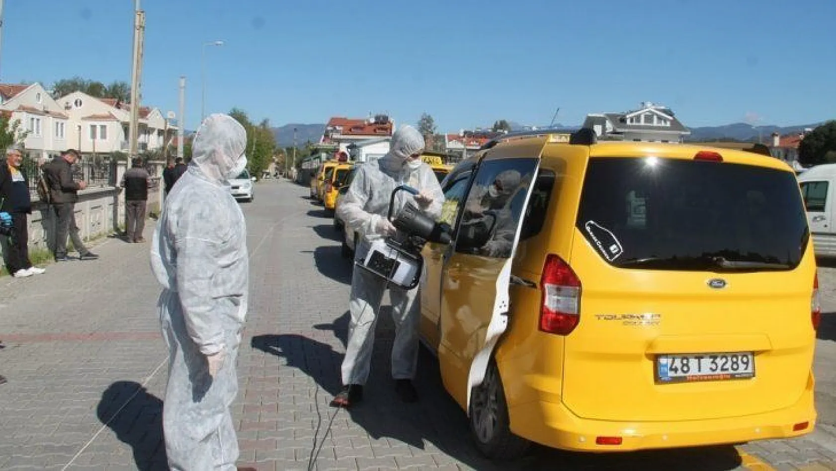 Ticari taksiler dezenfekte edildi
