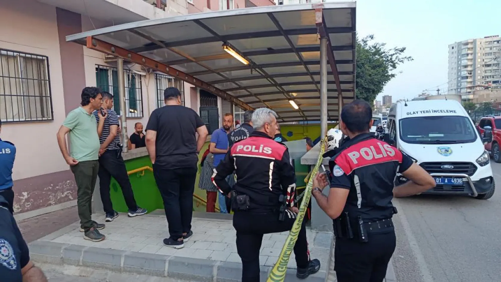 Boşandığı karısını öldürdü, 'Amacım eşim ya da oğluma zarar vermek değildi' dedi