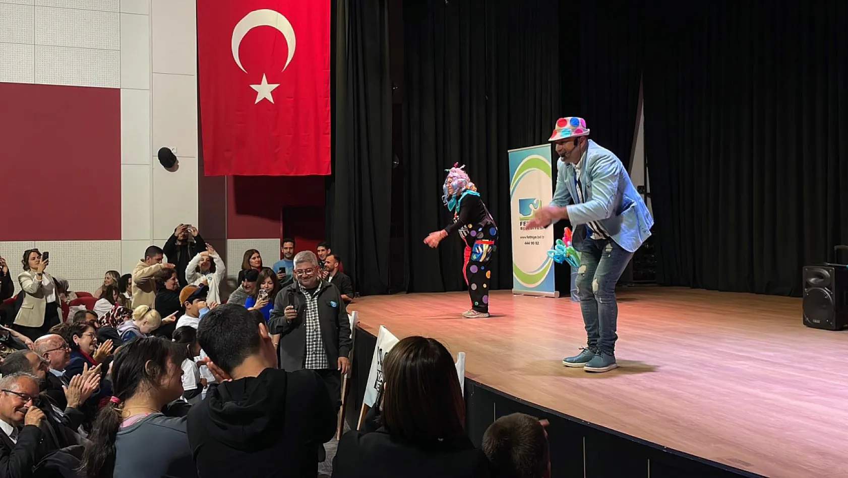 Fethiye'de Otizm Farkındalık Günü: 'Farklılık değil, zenginlik'