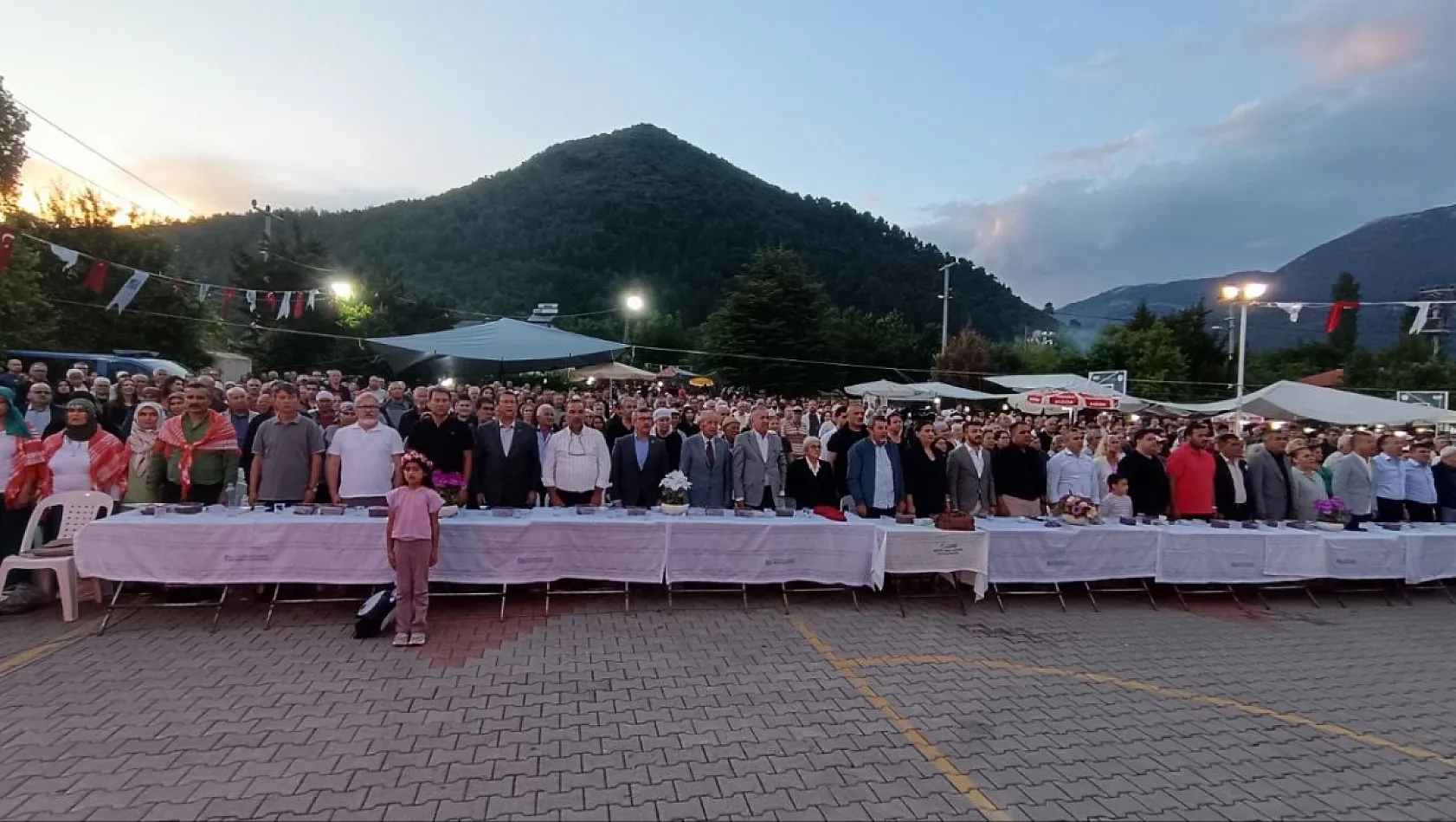 Fethiye'nin Nif Mahallesi'nde '26. Kiraz Festivali' coşkuyla tamamlandı