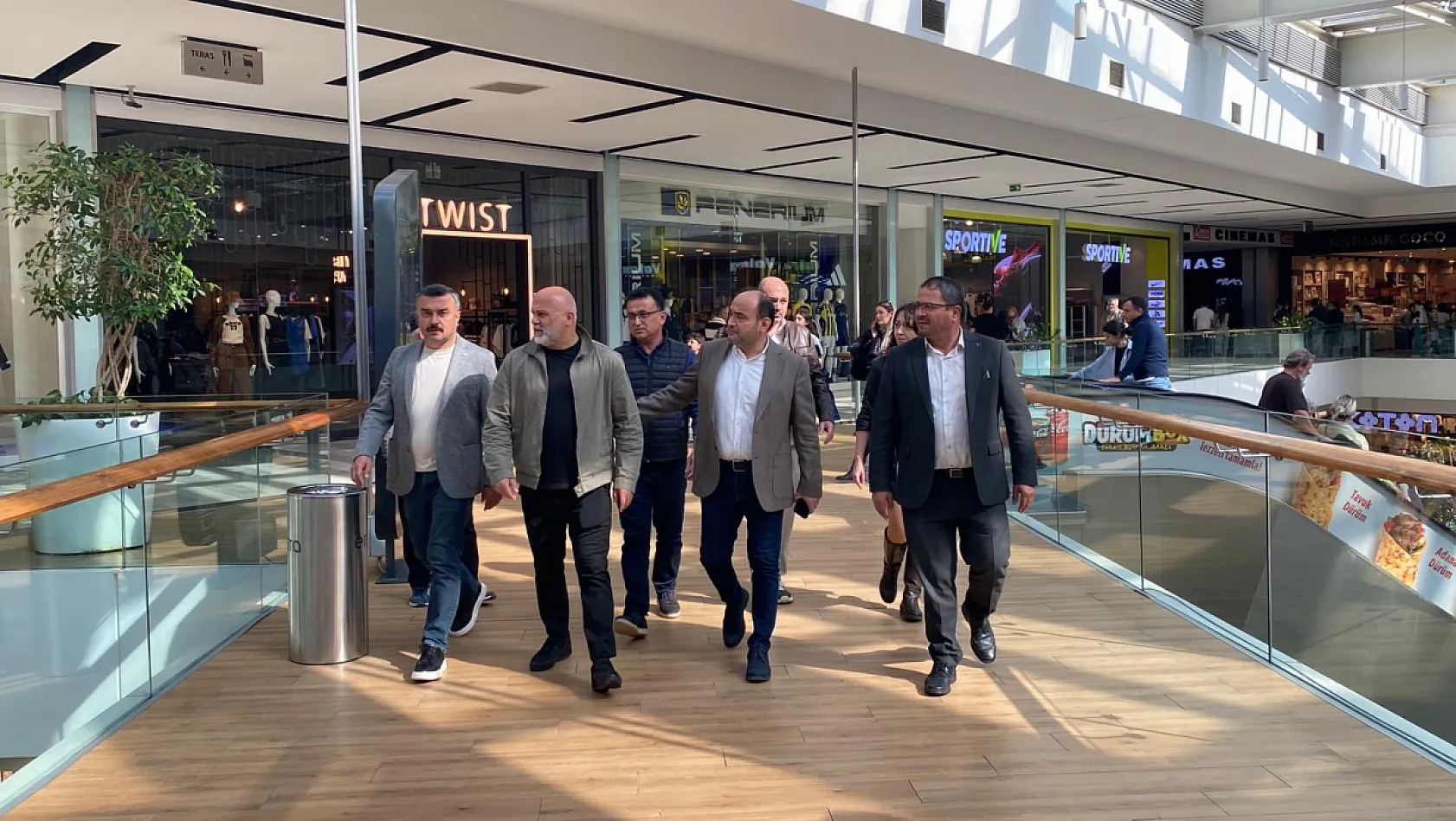 Fethiye'de 'Çatlı' filmi izlendi, söyleşi gerçekleştirildi
