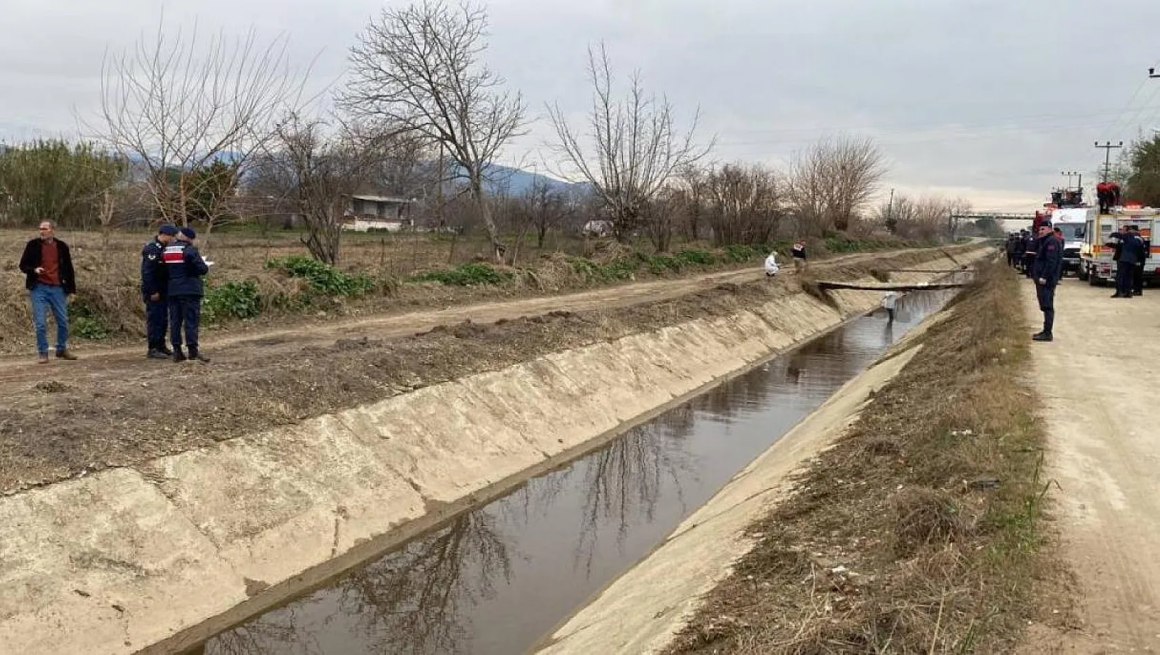 Sulama kanalı içerisinde ceset bulundu
