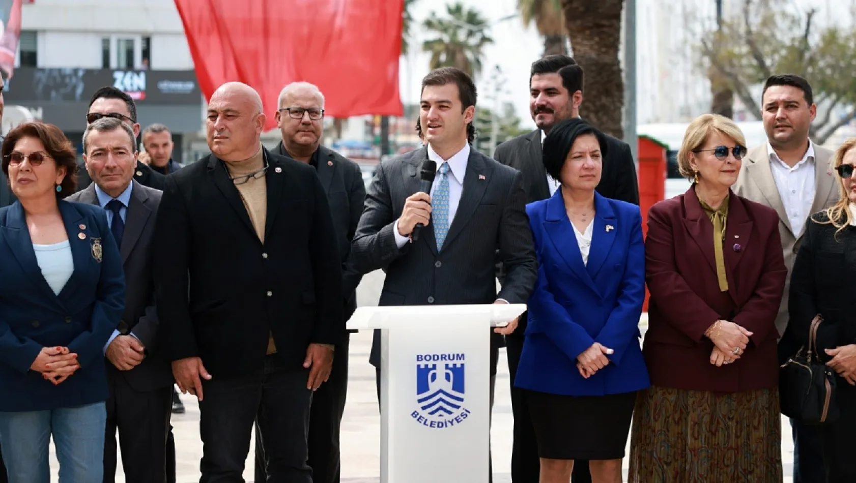 Bodrum Belediye Başkanı Mandalinci belediye personeli ile bayramlaştı