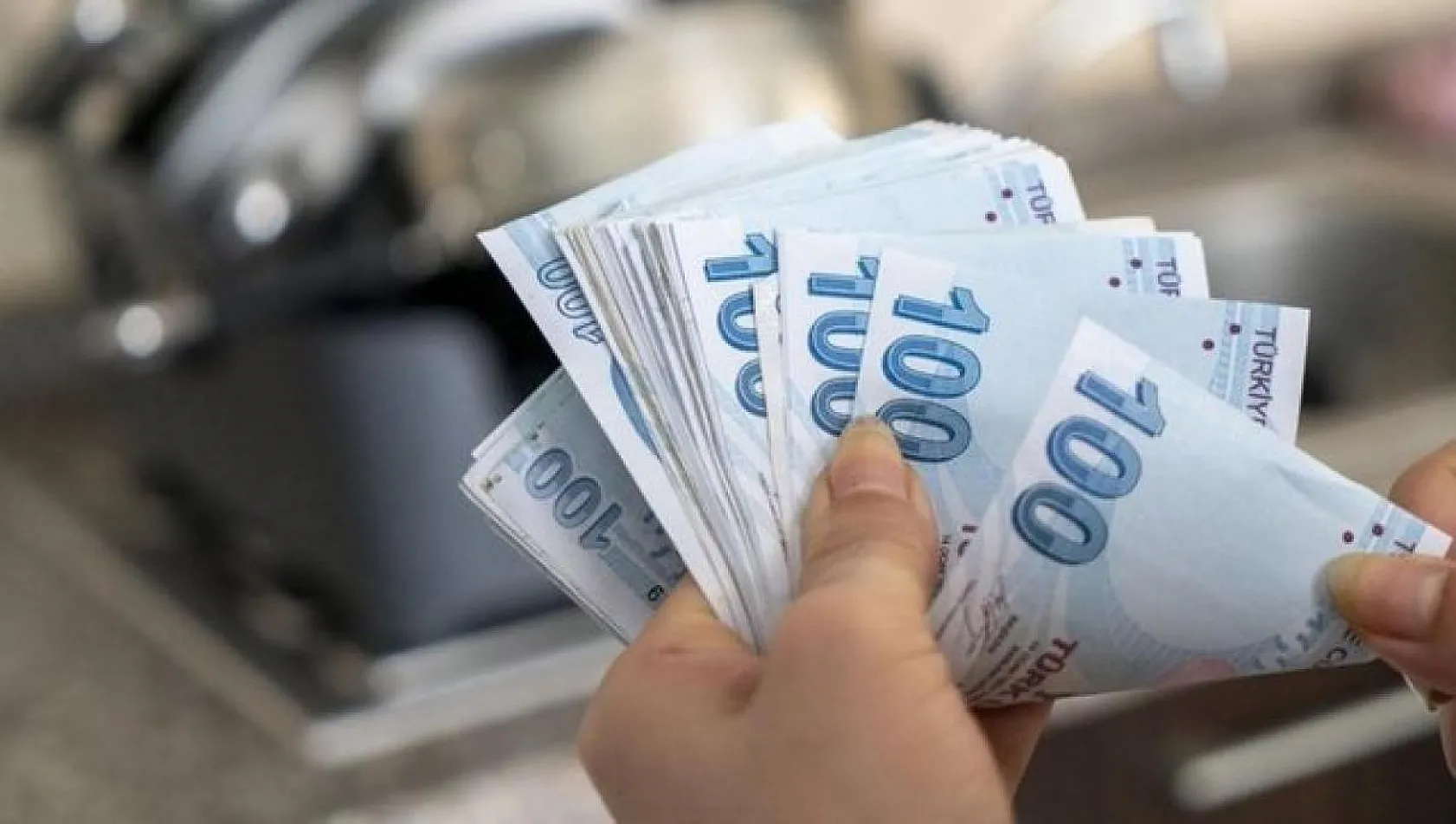 Milyonları ilgilendiren asgari ücret pazarlığı yarın başlıyor