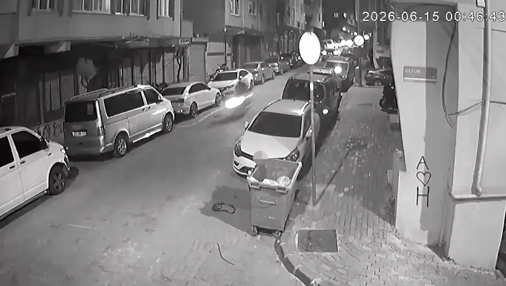 Evlenmek istediği kızın erkek kardeşini sokak ortasında öldürdü