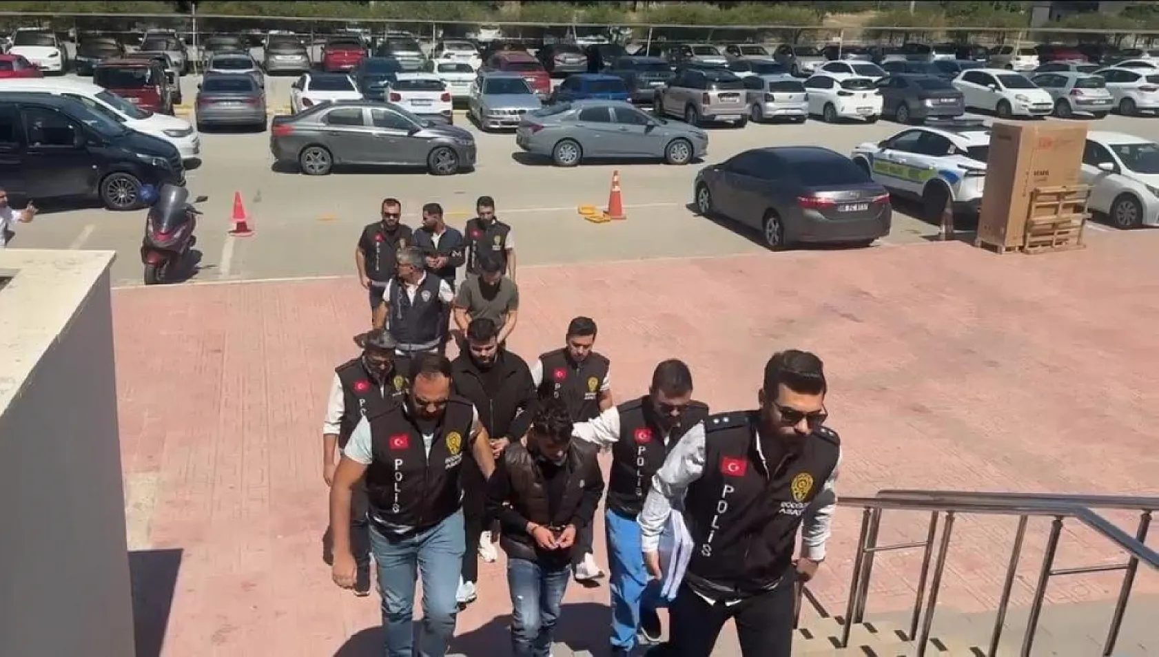 Bodrum'da 40 milyonluk dolandırıcılık operasyonu
