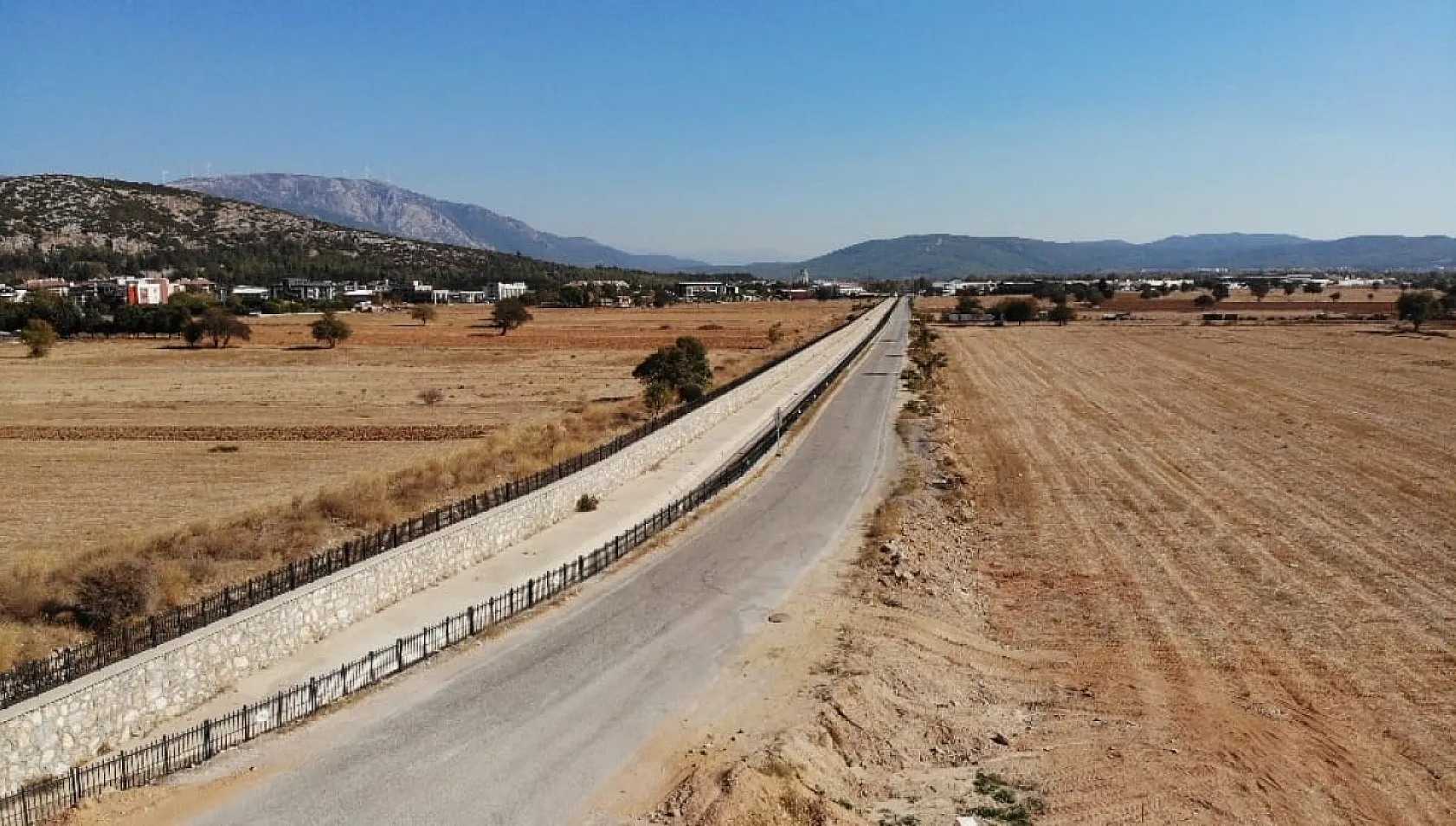 Muğla Büyükşehir Modern ve Güvenli Yol Çalışmalarına Devam Ediyor 