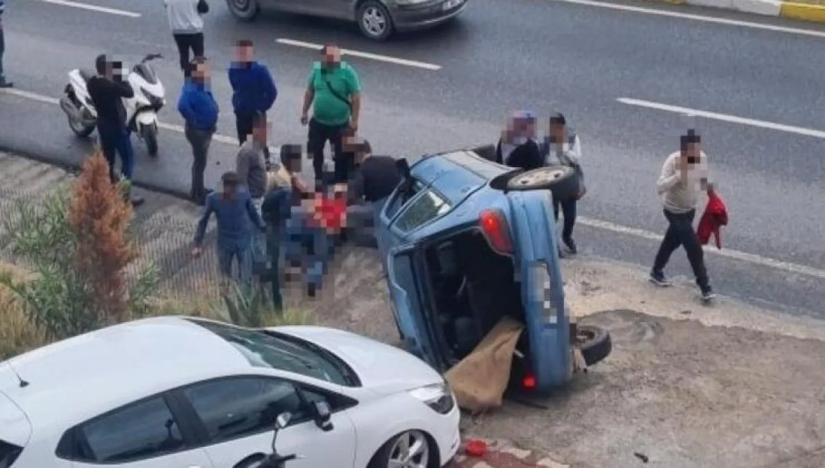 Kontrolden çıkan otomobil takla attı