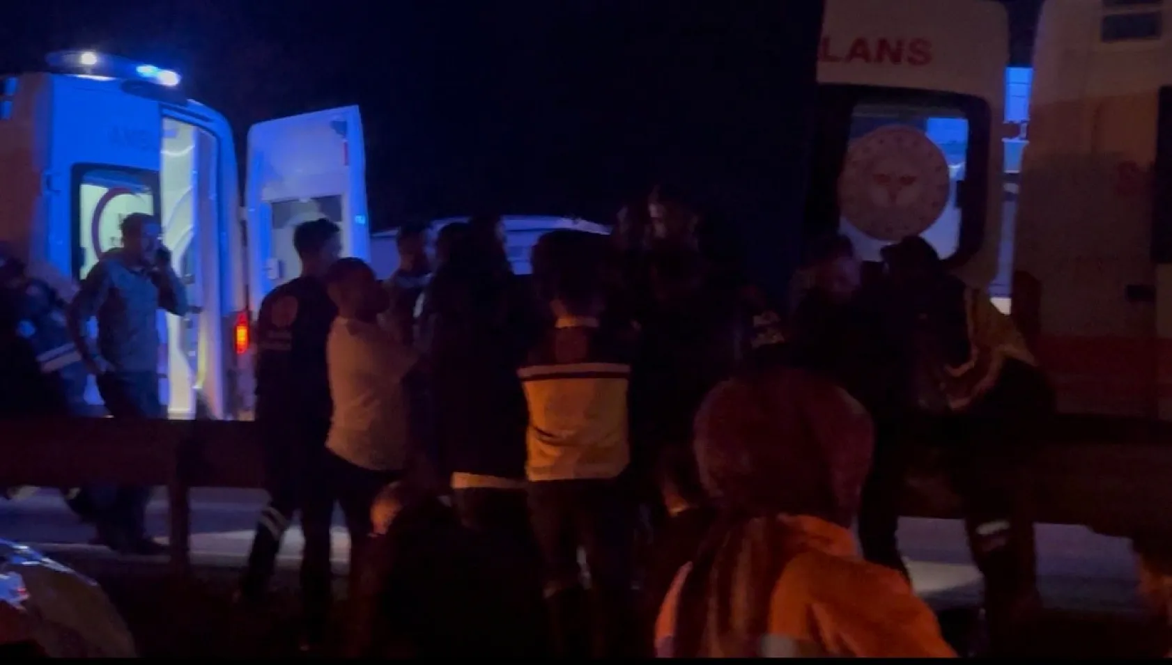 Zincirleme kaza: 1 ölü, 13 yaralı