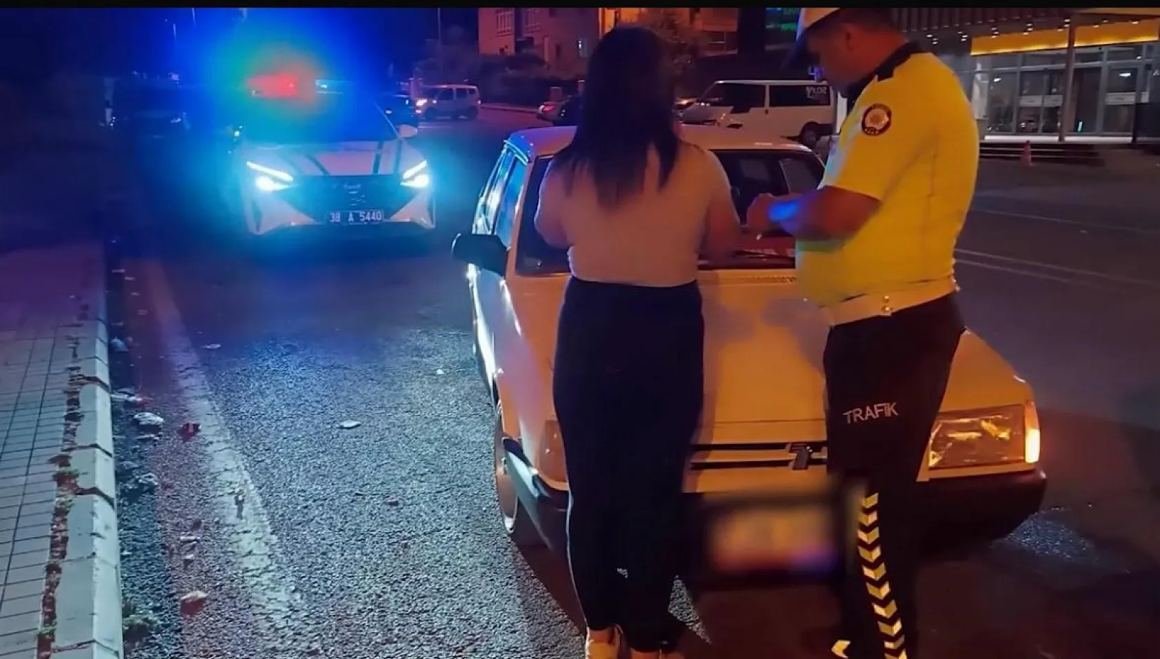 Drift atan kadın sürücüye 48 bin TL ceza yazıldı