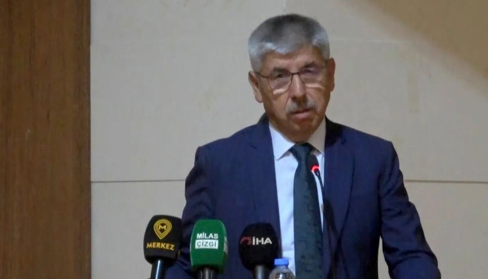Muğla'da 'Gazi Mecliste O Gece' söyleşisi 15 Temmuz ruhu anlatıldı