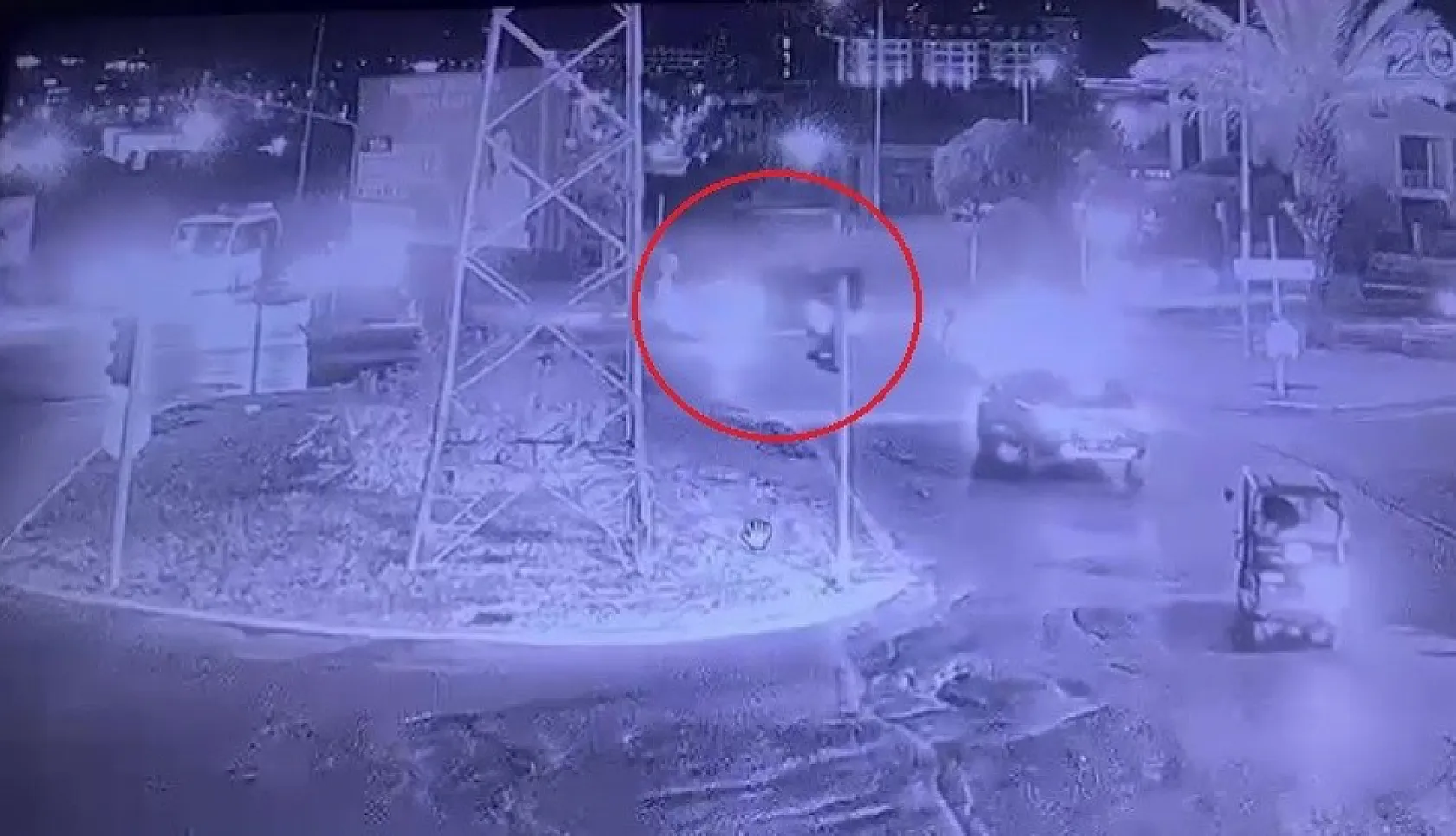 Kasksız kullandığı motosikletle yaptığı kaza hayattan kopardı