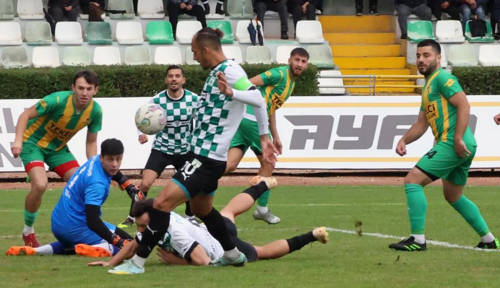 Muğlaspor 3 puanı 4 golle aldı