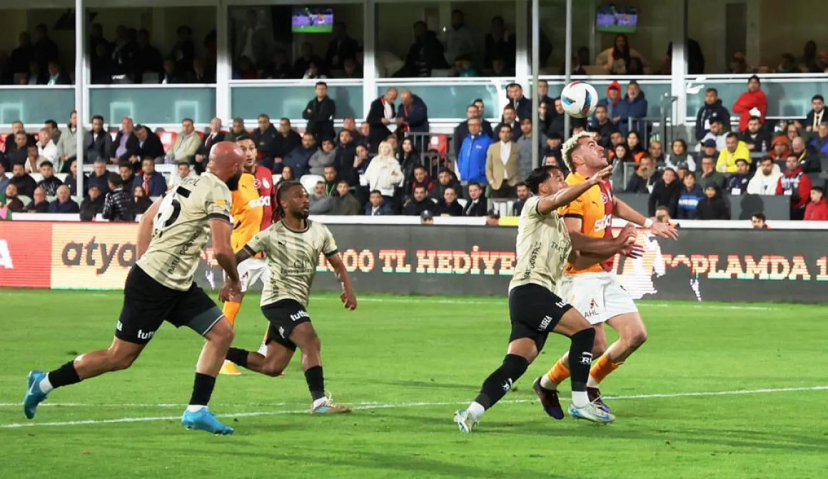 Volkan Demirel: 'Bugün 11-10 gözükse de 14'e-10 oynadık'