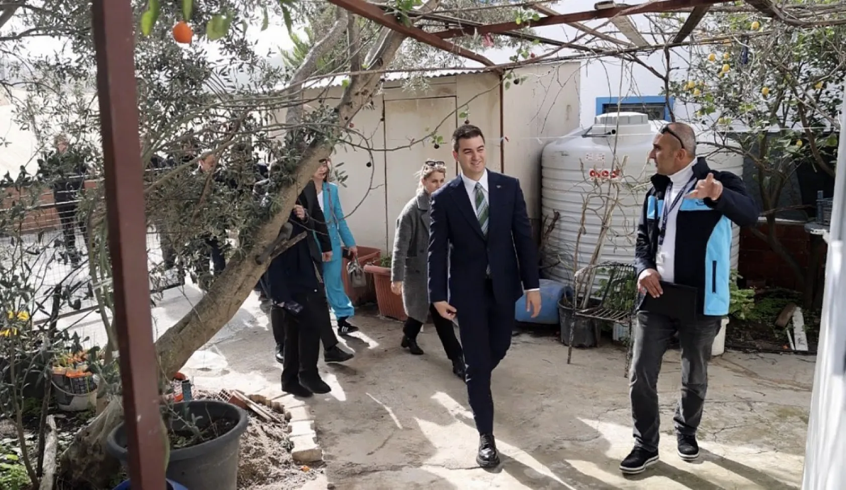 Başkan Mandalinci 'süper babaanne' olarak tanınan Gülsiye Duran'ı ziyaret etti