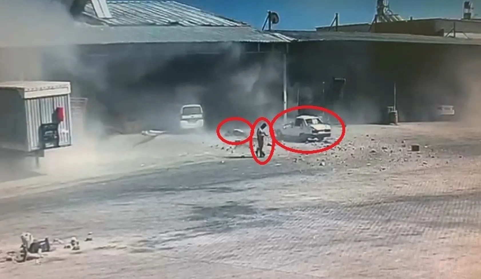 Antalya'da 1 kişinin ölümü 3 kişinin yaralandığı toptancı halindeki patlamada işletme sahibi tutuklandı
