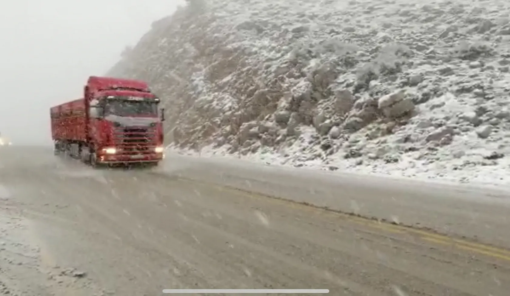 Antalya'ya nisan ayında kar süprizi