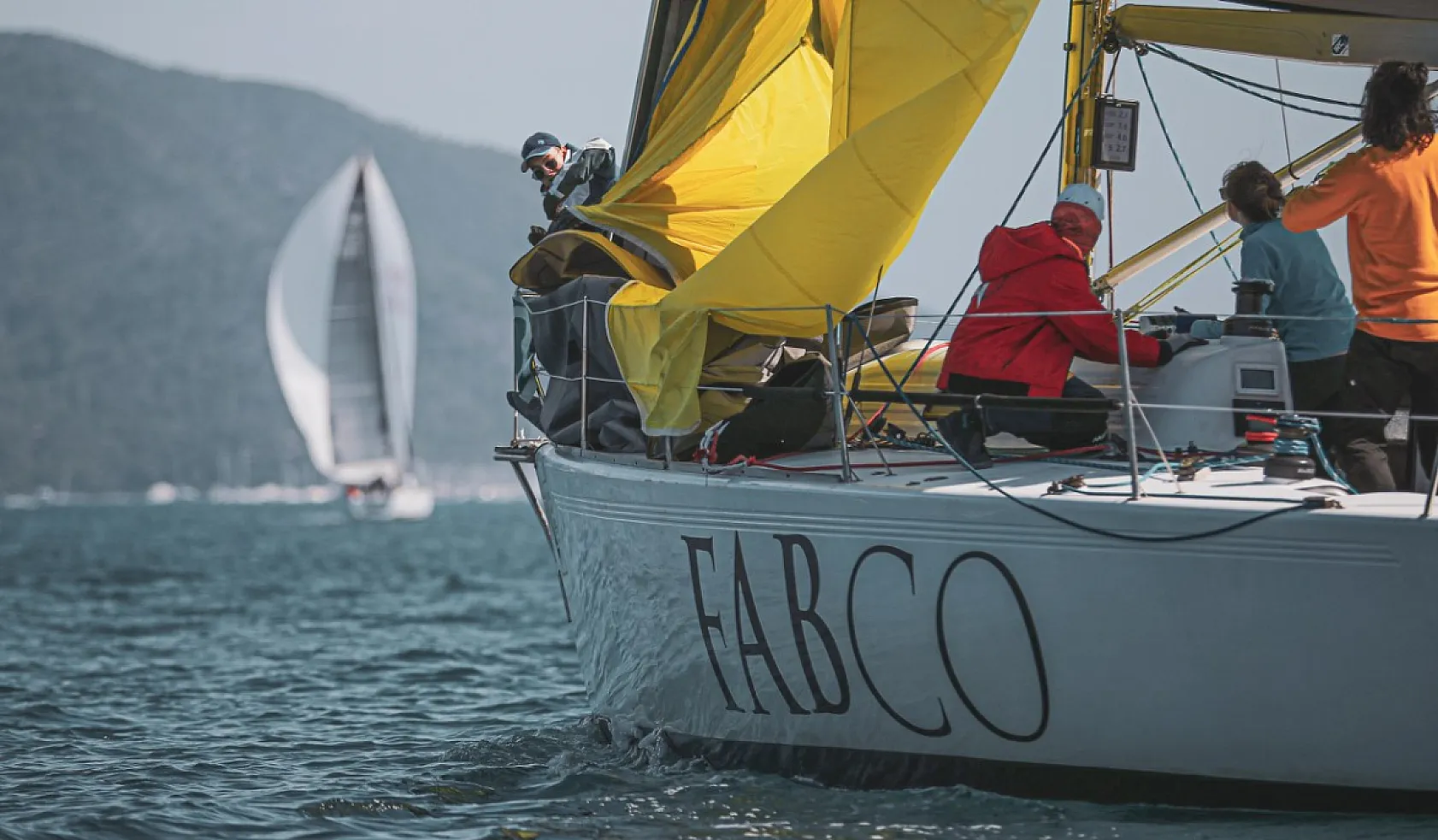 Muğla'nın Marmaris ilçesinde düzenlenen yat yarışlarının ikinci günü tamamlandı
