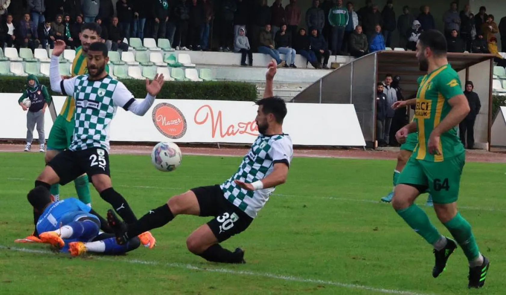 Muğlaspor 3 puanı 4 golle aldı