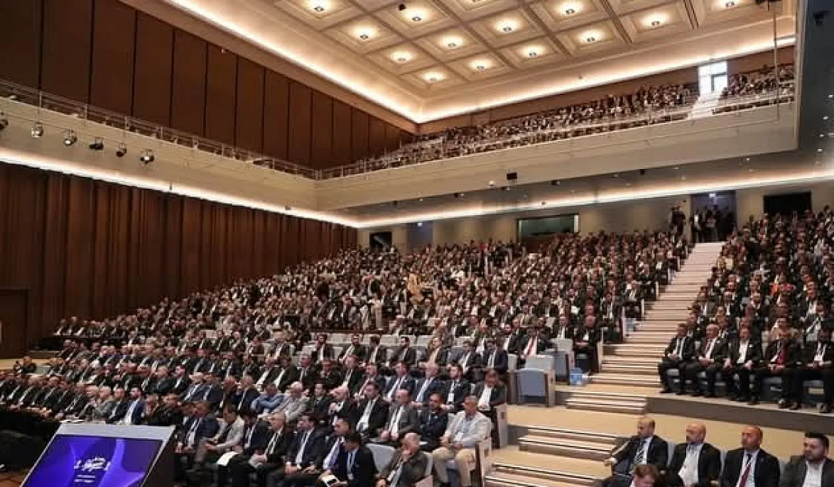 AK Parti Heyetinin Genel Merkez Temasları, Liderlik Okulu Programı ve 'Bu Senin Hikayen'