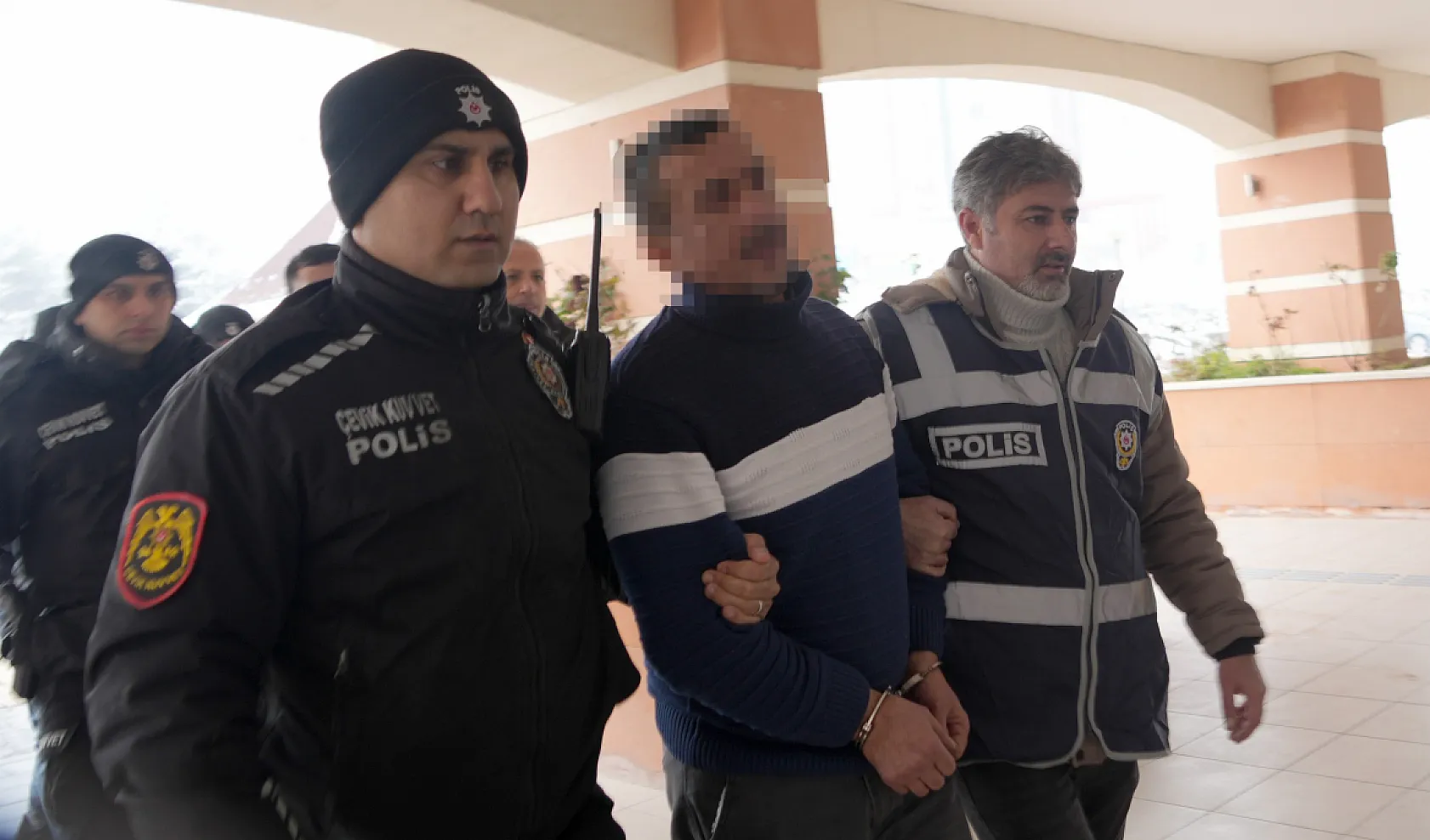 Mezarlıkta öldürülen damadın eşi ve kayınvalidesi sanık olarak davaya dahil edildi