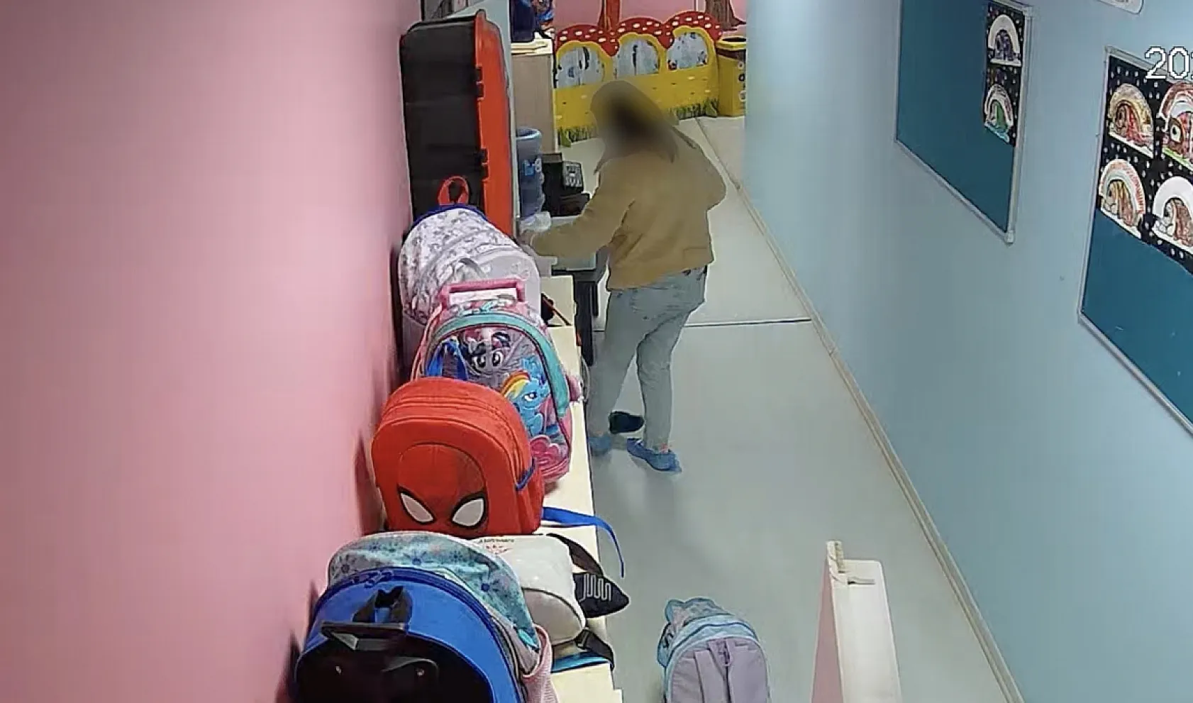 Anaokulunda öğrencisini darbettiği iddia edilen öğretmene para cezası