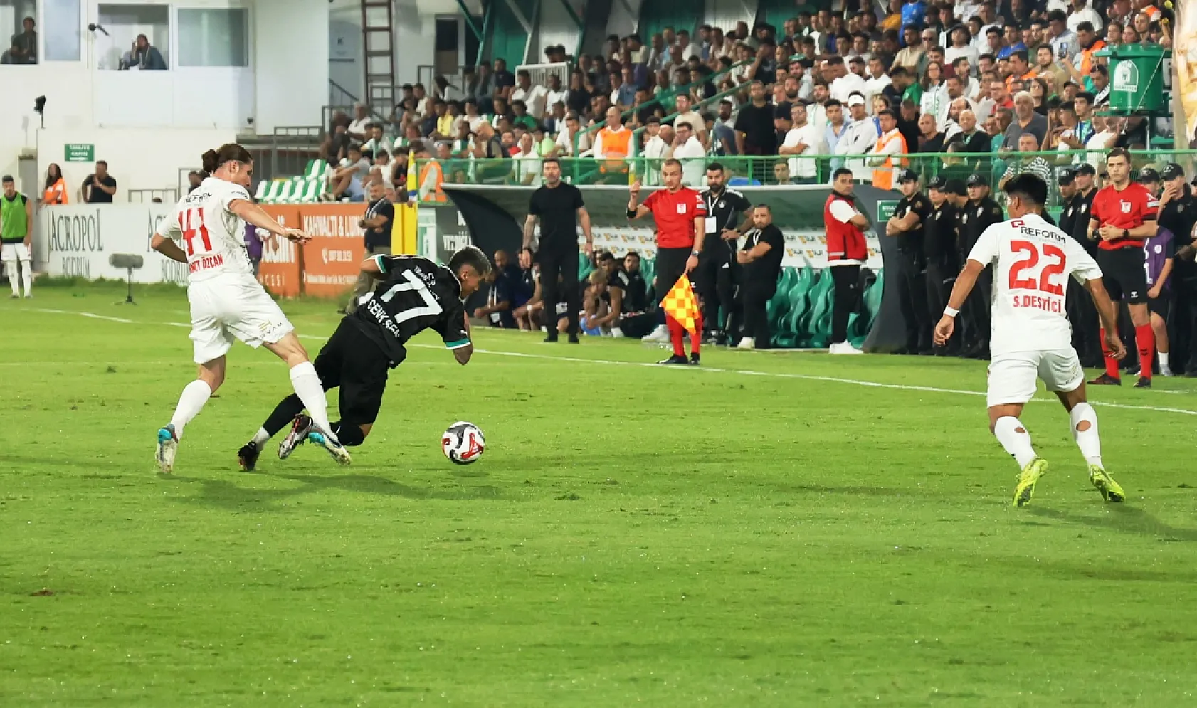 Trendyol 1. Lig'in 7. haftasında Bodrum FK, sahasında Vanspor FK'yı 2-0 mağlup etti