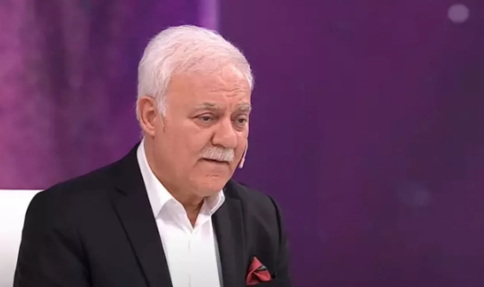 Sorulan büyü sorusu Nihat Hatipoğlu ve stüdyodakileri şaşırttı! Bakın cevabı ne oldu?