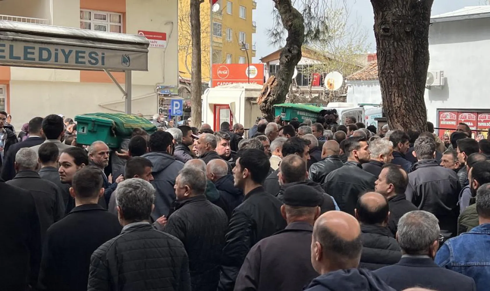 Yasa boğan haber, dede ve 15 aylık torunu aynı gün vefat etti..