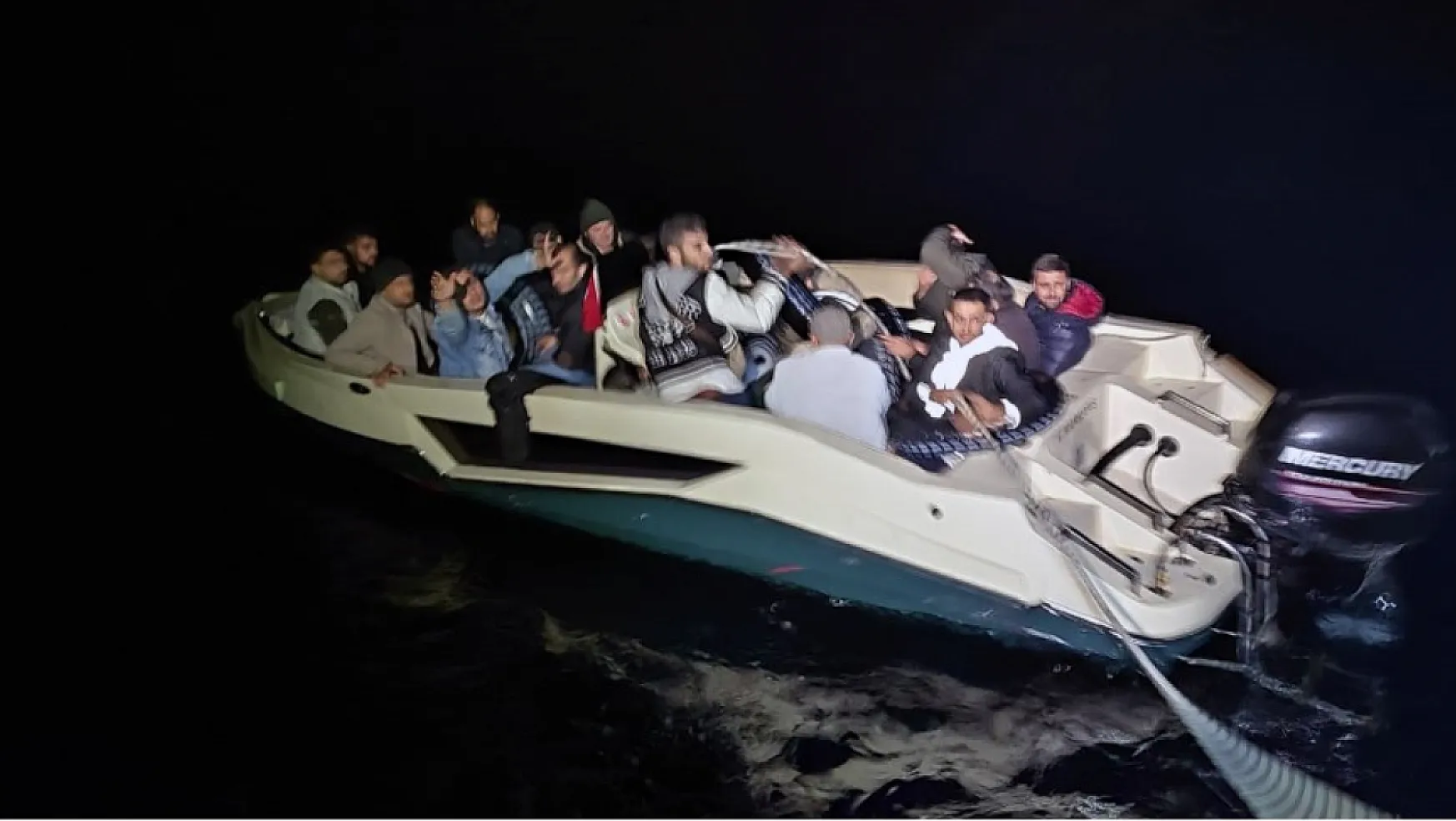 18 düzensiz göçmen kurtarıldı