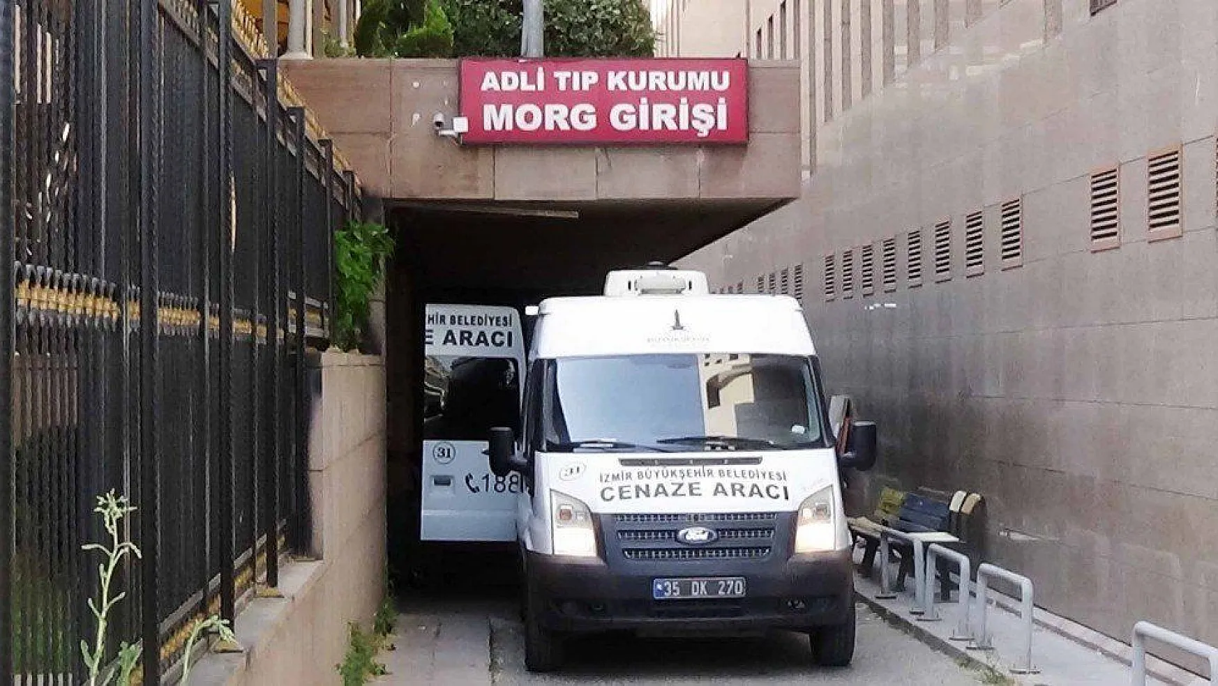 İzmir'de karaya vuran cesedin DNA'sına bakılacak
