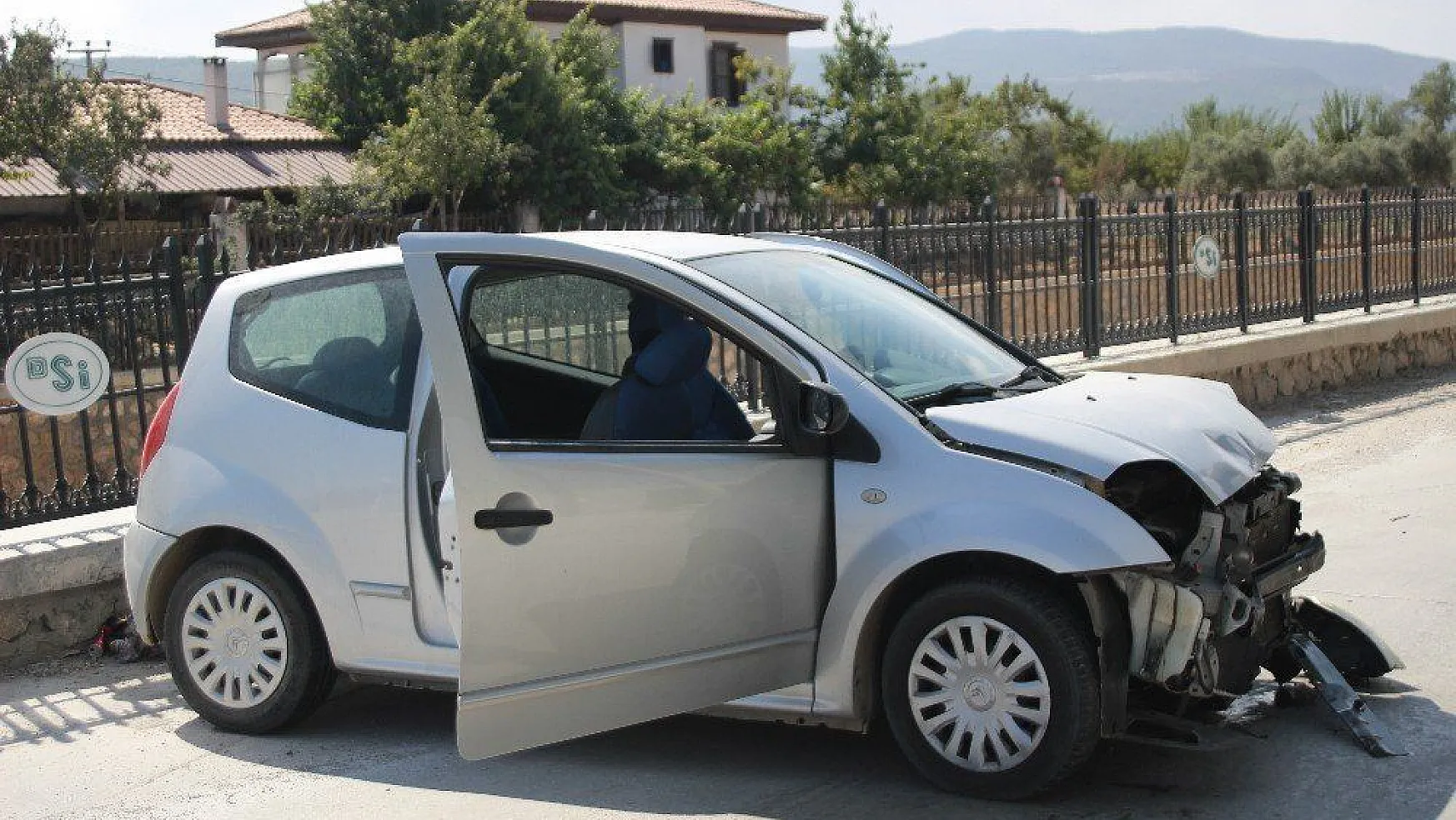Menteşe'de trafik kazası 1 yaralı