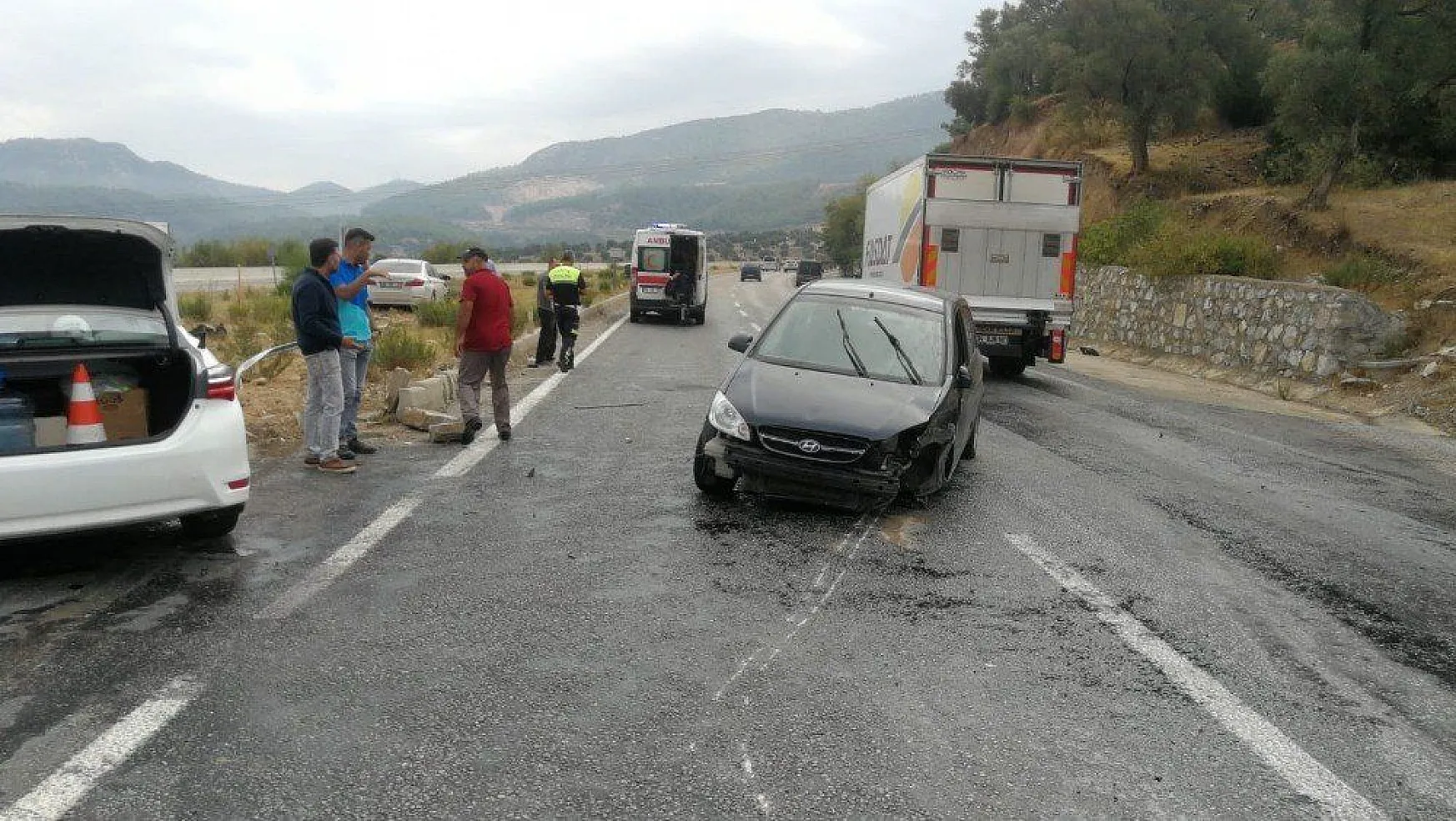 Milas'ta trafik kazası: 4 yaralı