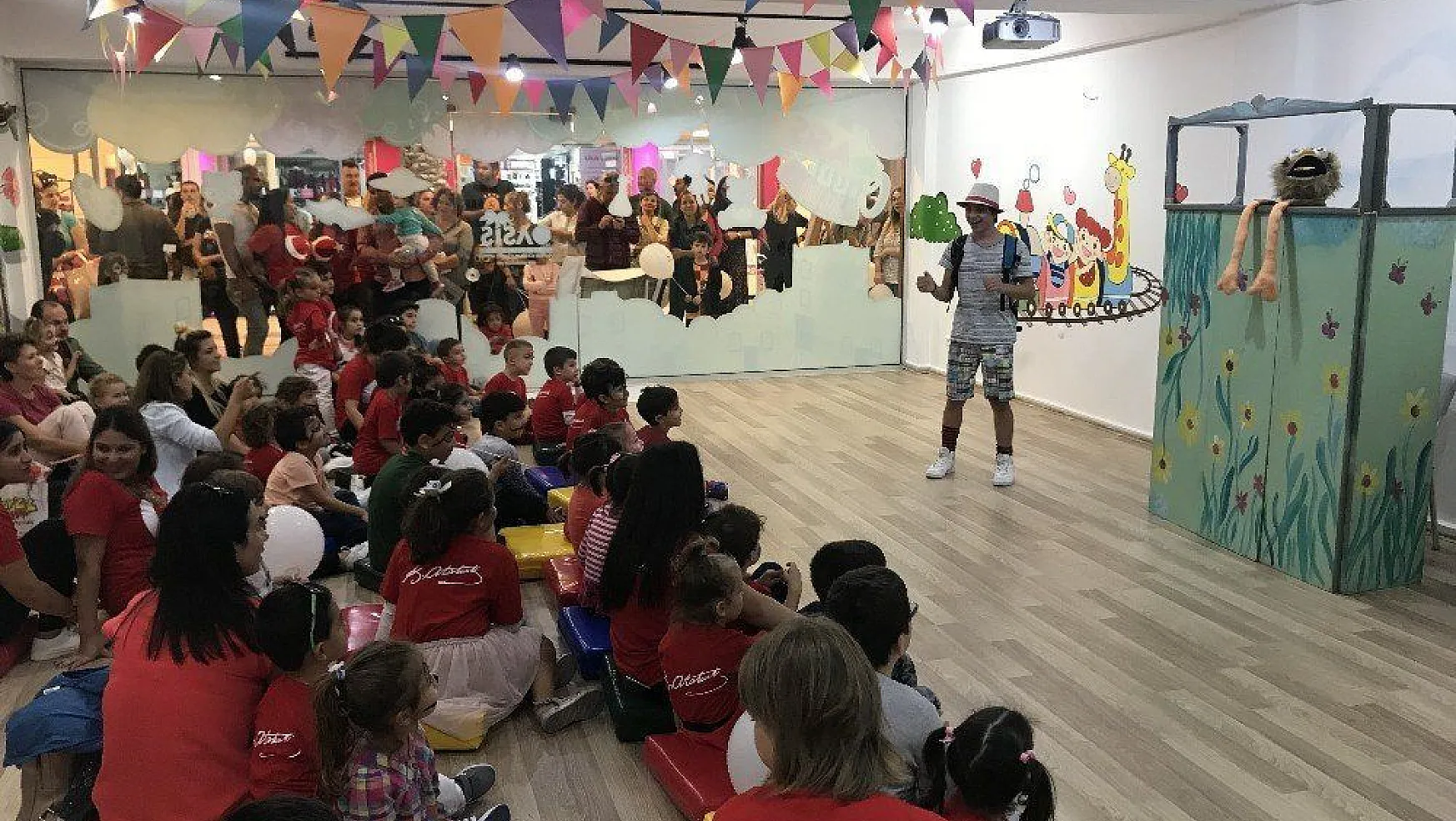 Oasis Mini Kulüp'te her Cumartesi çocuk tiyatroları başlıyor