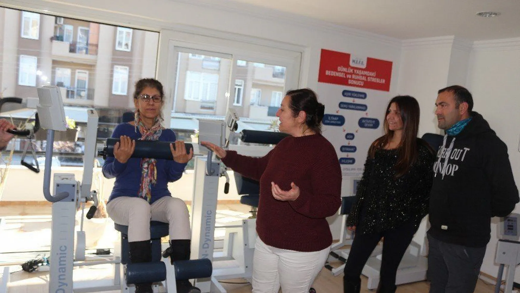 Türk Doktorun geliştirdiği EFEE yöntemi Marmarisli spor hocalarına tanıtıldı