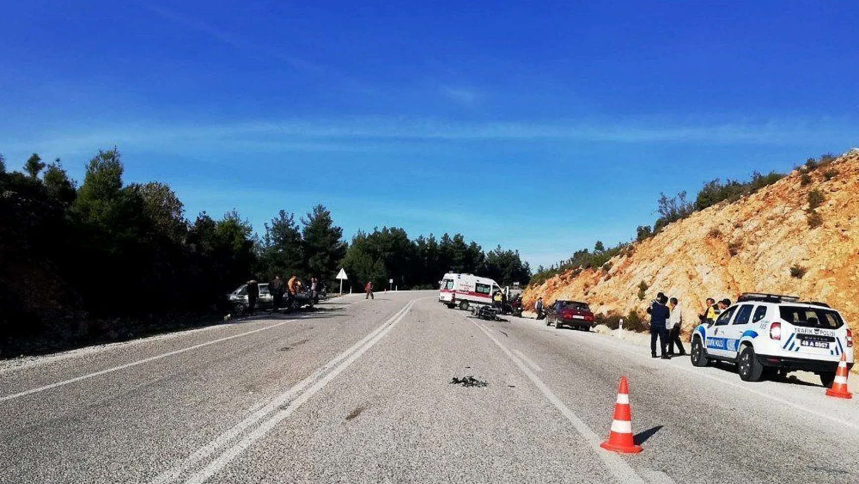 Seydikemer'de trafik kazası: 1 ölü, 2 yaralı