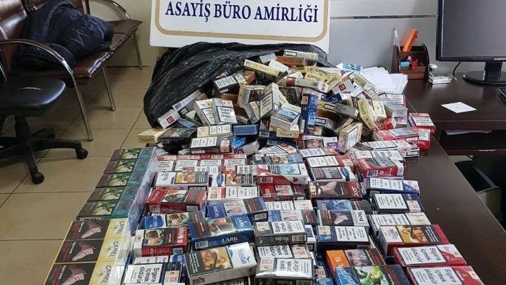 507 paket sigara çaldı polisten kaçamadı